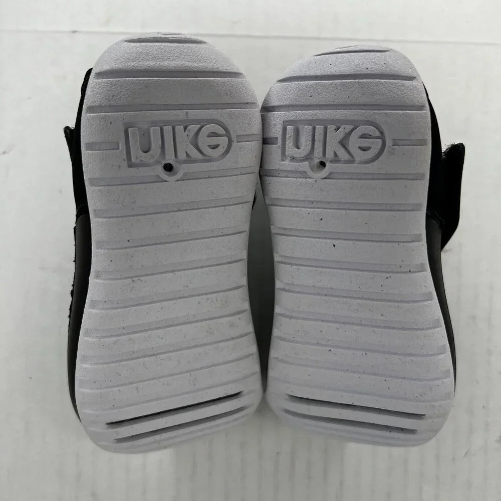 Nike Unisex  DH9462-001 Black Sunray Protect 3 Rubber Snap Size 10C Sandals